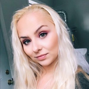 Meet your Posher, Josephine